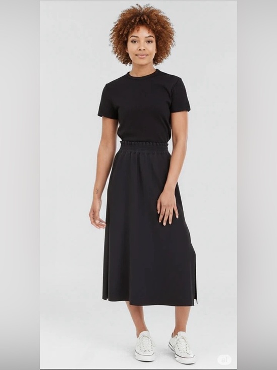 Athleta Dresses & Skirts - Athleta Black Midi Skirt with Elastic Waist